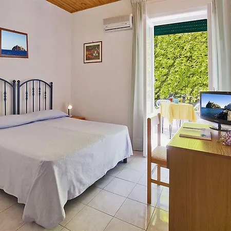 维拉道尔塔酒店