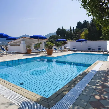 维拉道尔塔酒店 酒店