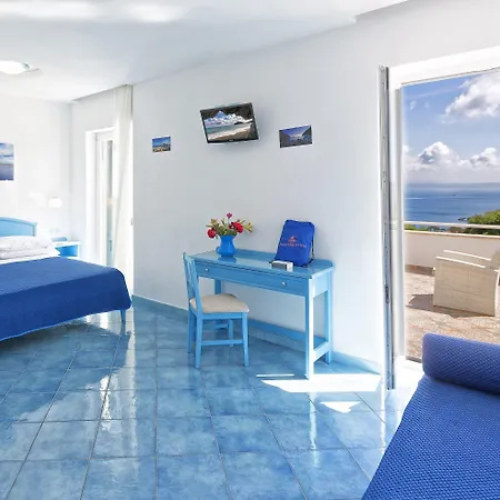 维拉道尔塔酒店 3* 卡萨米乔拉泰尔梅