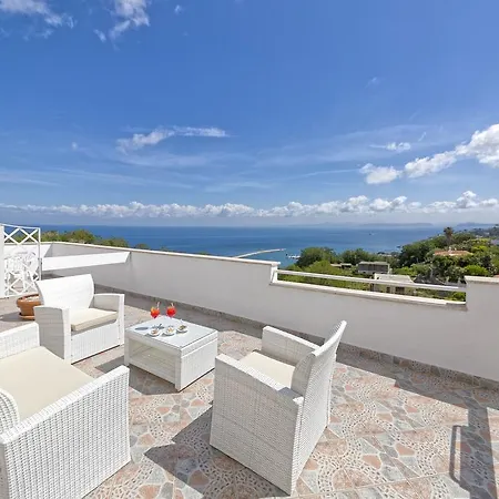 维拉道尔塔酒店 3*